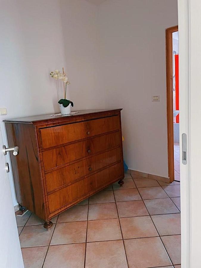 Apartmani Marin Medulin Eksteriør bilde