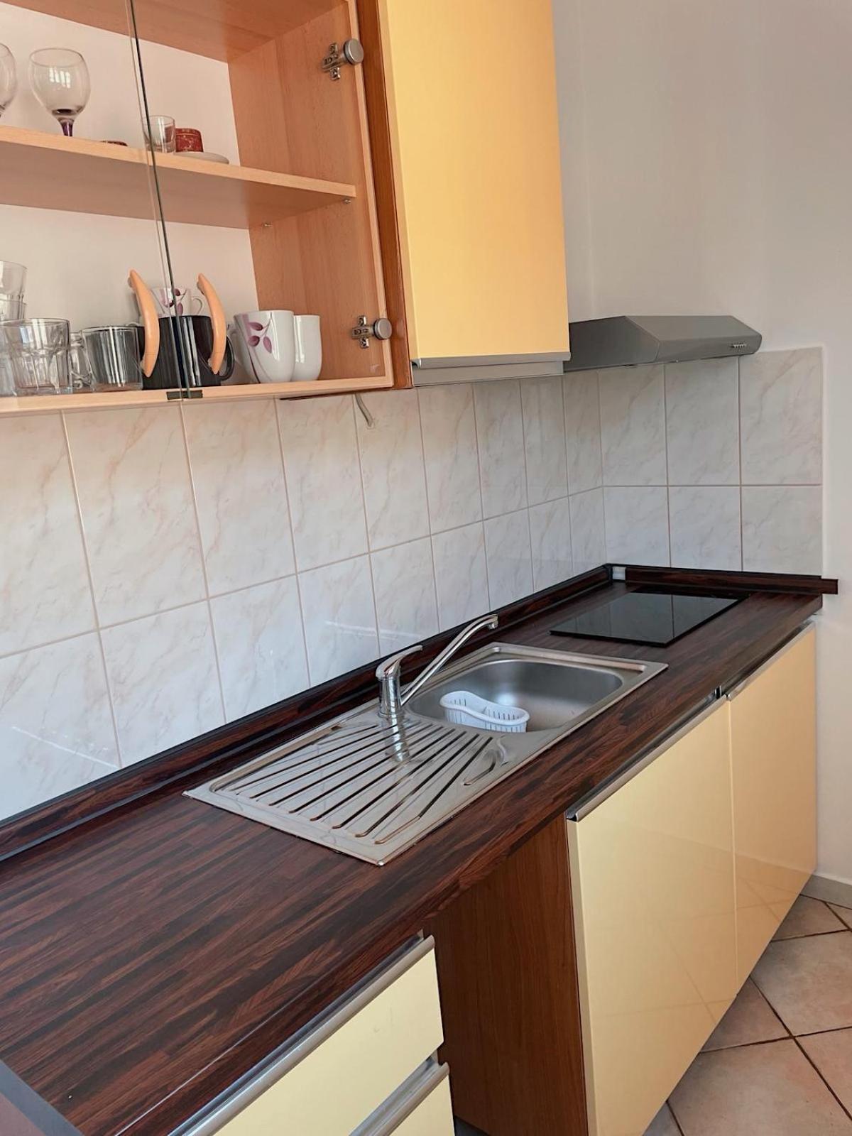Apartmani Marin Medulin Eksteriør bilde